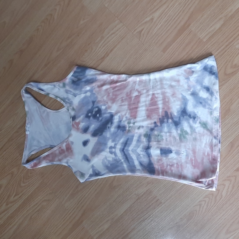 Tie‎ dye tank